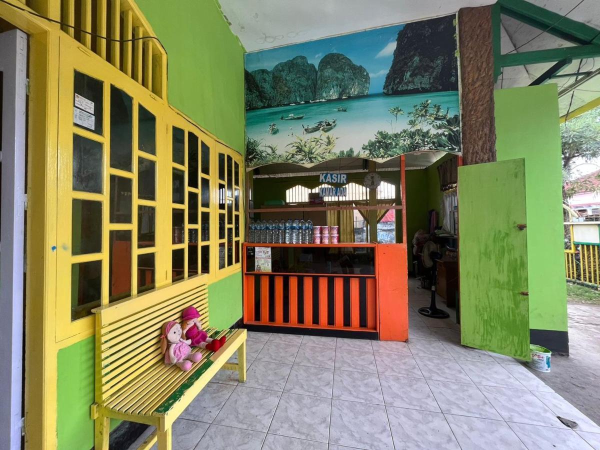 Hotel Malibu Baubau Buitenkant foto