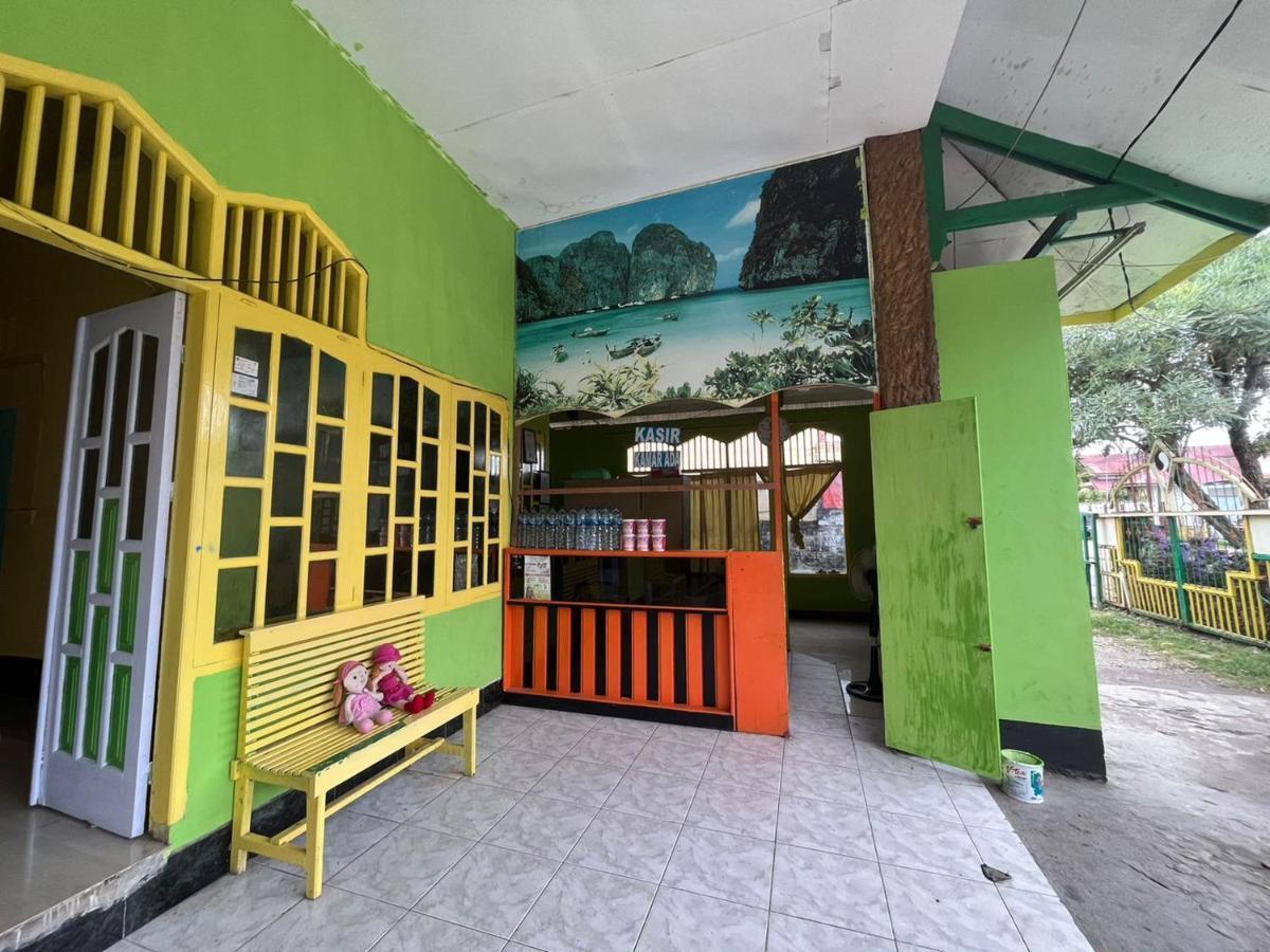 Hotel Malibu Baubau Buitenkant foto